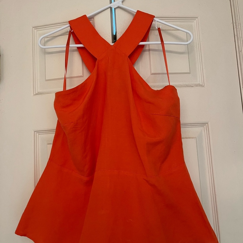 Vibrant Red Sleeveless Tank Top with Asymmetrical Design and Backless Style
